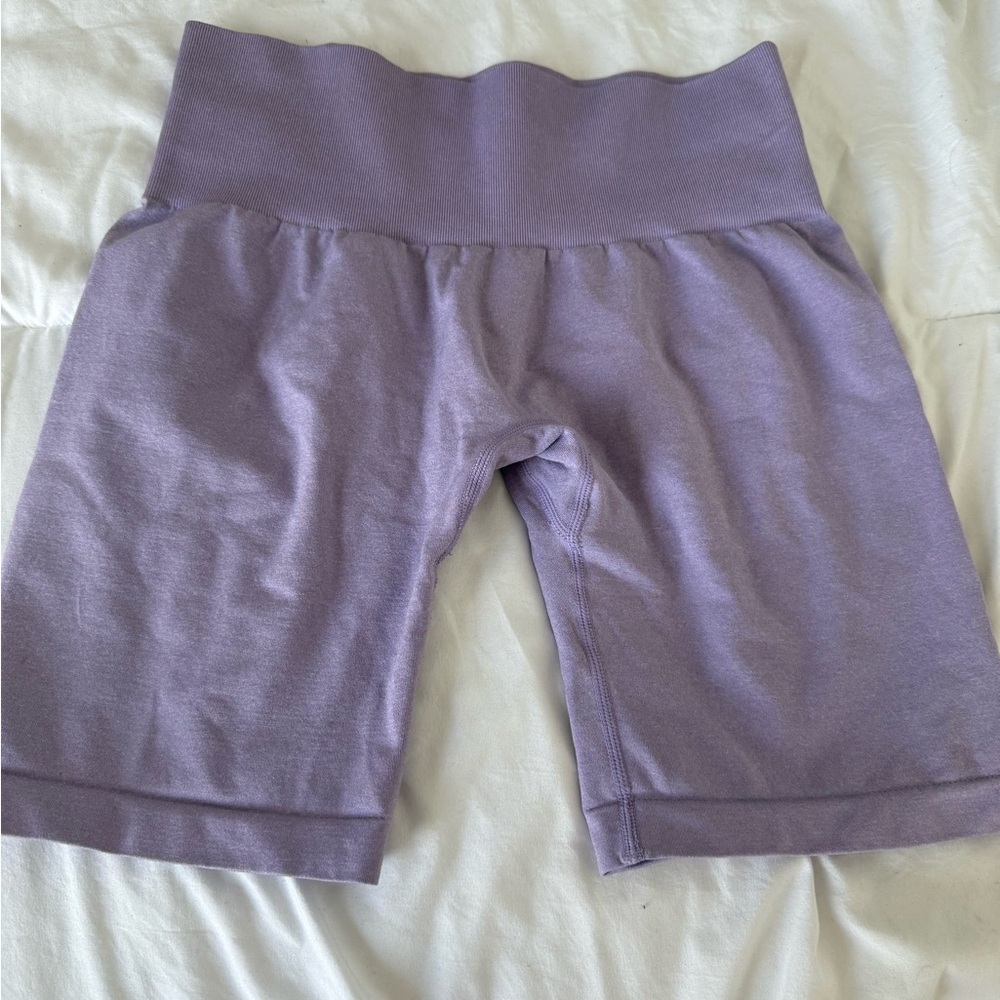 NVGTN purple contour shorts